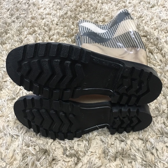 🚫SOLD🚫 - Picture 4 of 7